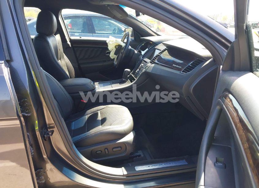 Photo 5 of 2015 Ford Taurus LIMITED (VIN 1FAHP2F8XFG104654)