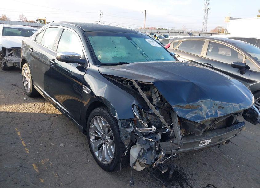 2015 Ford Taurus LIMITED (VIN 1FAHP2F8XFG108686) main photo