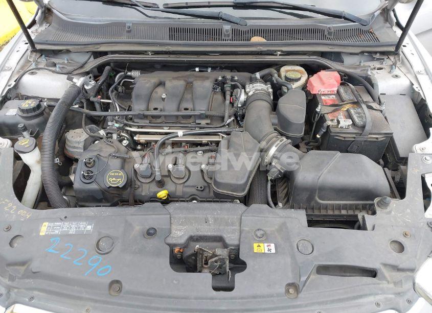 Photo 10 of 2015 Ford Taurus LIMITED (VIN 1FAHP2F8XFG146953)