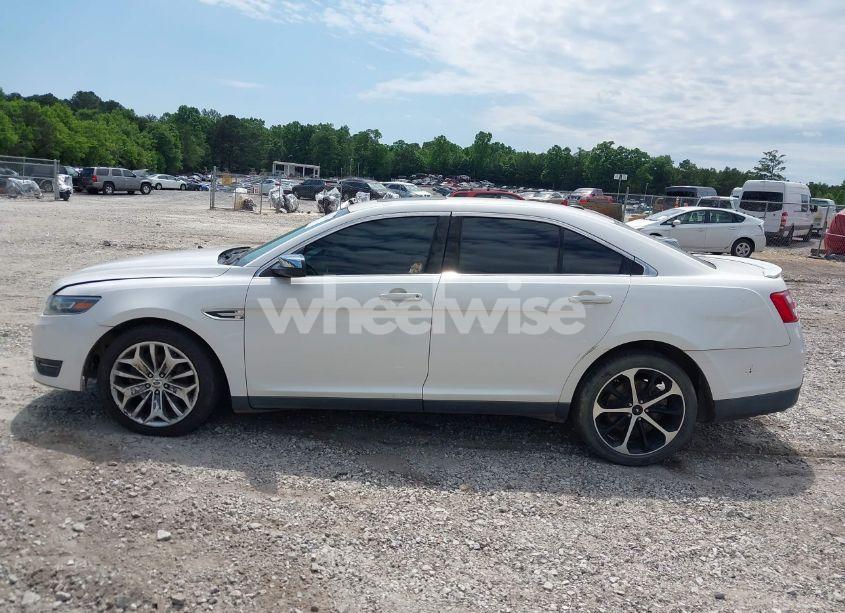 Photo 14 of 2015 Ford Taurus LIMITED (VIN 1FAHP2F8XFG175319)