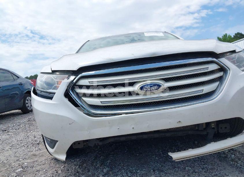 Photo 6 of 2015 Ford Taurus LIMITED (VIN 1FAHP2F8XFG175319)