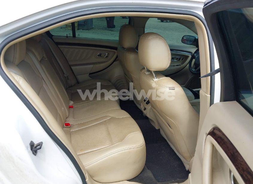 Photo 8 of 2015 Ford Taurus LIMITED (VIN 1FAHP2F8XFG175319)