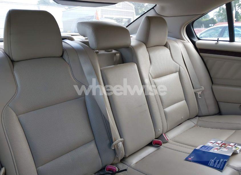 Photo 8 of 2010 Ford Taurus LIMITED (VIN 1FAHP2FW0AG118800)