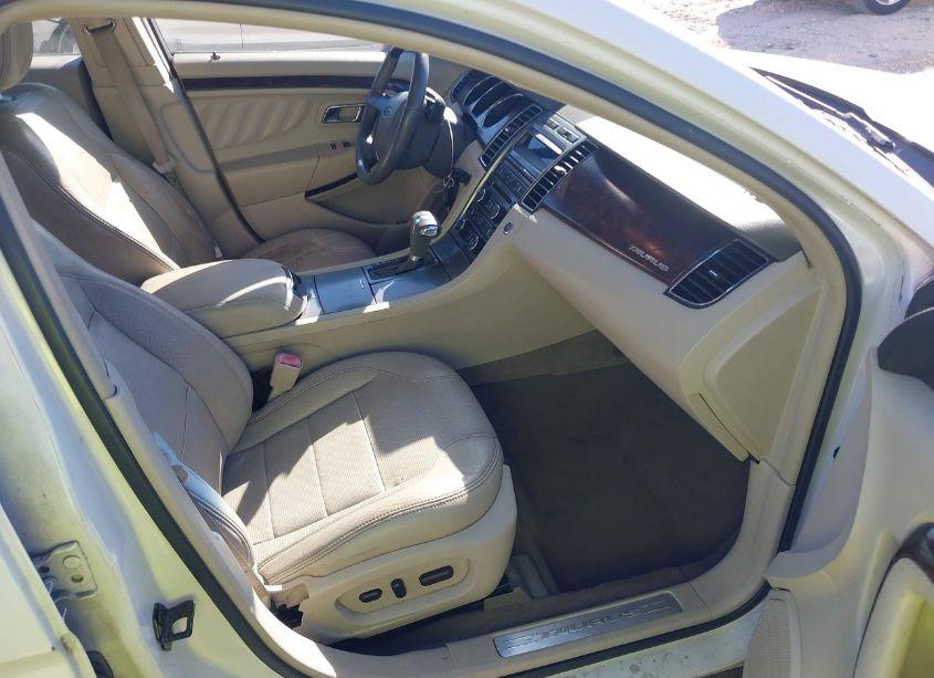 Photo 5 of 2010 Ford Taurus LIMITED (VIN 1FAHP2FW0AG154003)