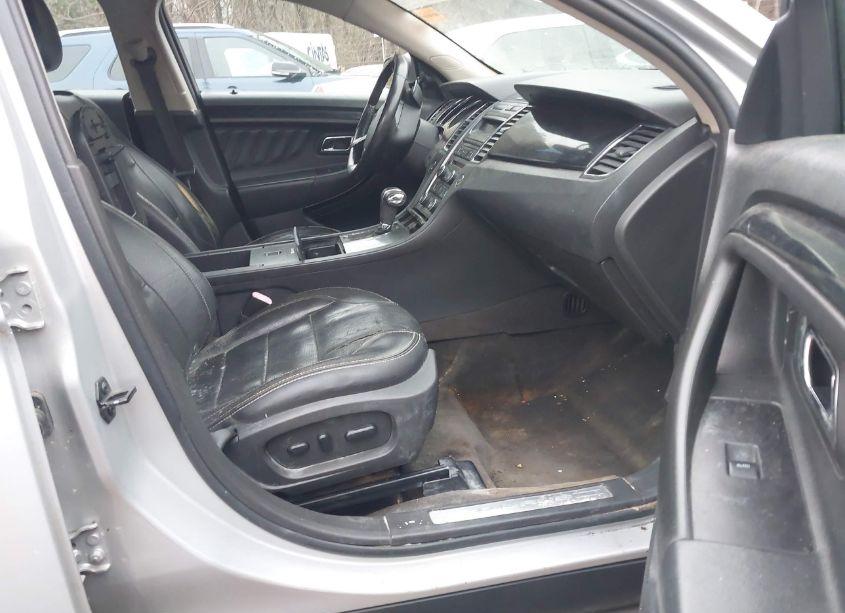 Photo 5 of 2011 Ford Taurus LIMITED (VIN 1FAHP2FW0BG183034)