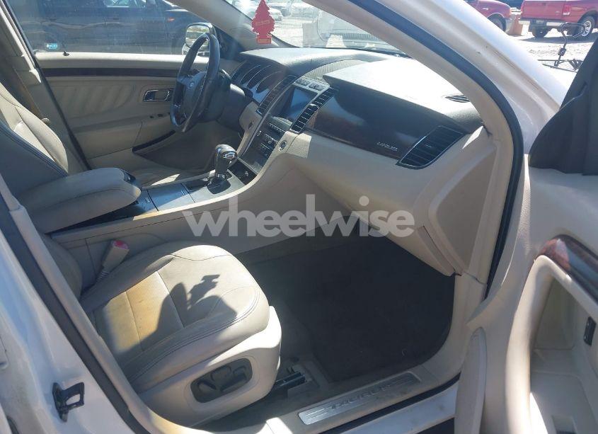 Photo 5 of 2011 Ford Taurus LIMITED (VIN 1FAHP2FW1BG121044)