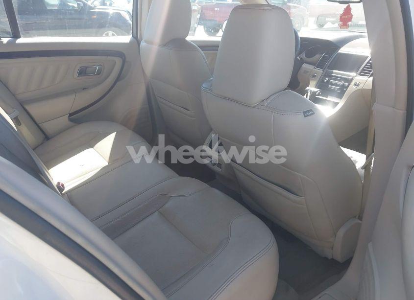 Photo 8 of 2011 Ford Taurus LIMITED (VIN 1FAHP2FW1BG121044)