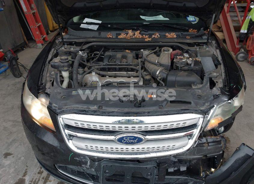 Photo 10 of 2010 Ford Taurus LIMITED (VIN 1FAHP2FW2AG107121)