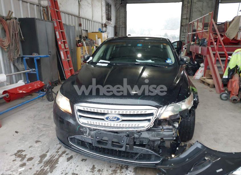 Photo 12 of 2010 Ford Taurus LIMITED (VIN 1FAHP2FW2AG107121)