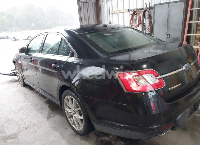 Photo 14 of 2010 Ford Taurus LIMITED (VIN 1FAHP2FW2AG107121)