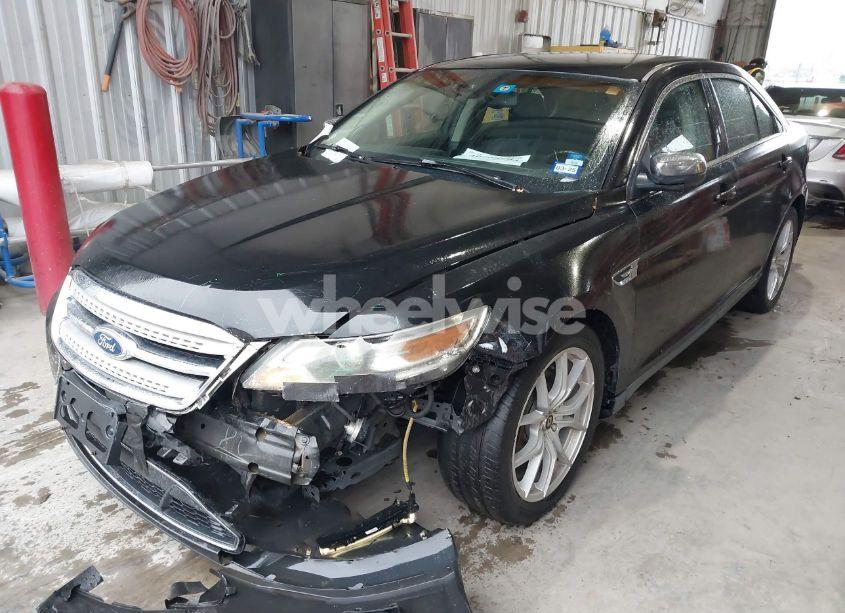 Photo 6 of 2010 Ford Taurus LIMITED (VIN 1FAHP2FW2AG107121)