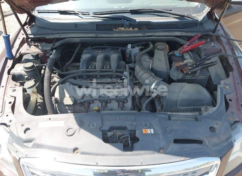 Photo 10 of 2010 Ford Taurus LIMITED (VIN 1FAHP2FW4AG105483)