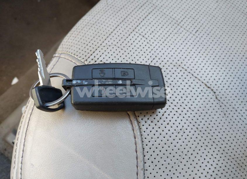 Photo 11 of 2011 Ford Taurus LIMITED (VIN 1FAHP2FW4BG100737)