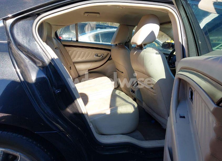 Photo 8 of 2011 Ford Taurus LIMITED (VIN 1FAHP2FW4BG100737)