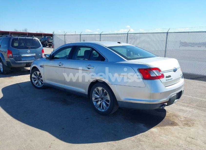 Photo 3 of 2010 Ford Taurus LIMITED (VIN 1FAHP2FW5AG123944)