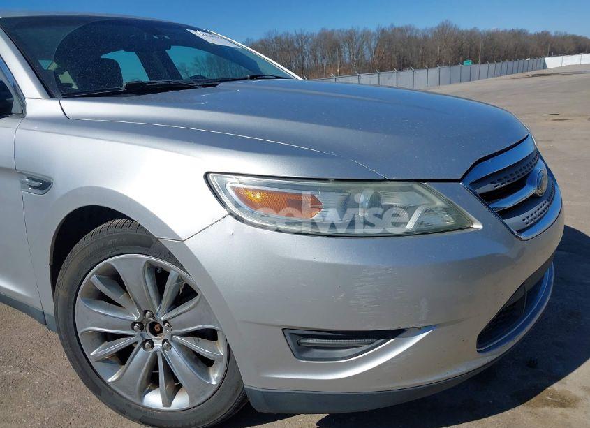Photo 6 of 2010 Ford Taurus LIMITED (VIN 1FAHP2FW5AG123944)