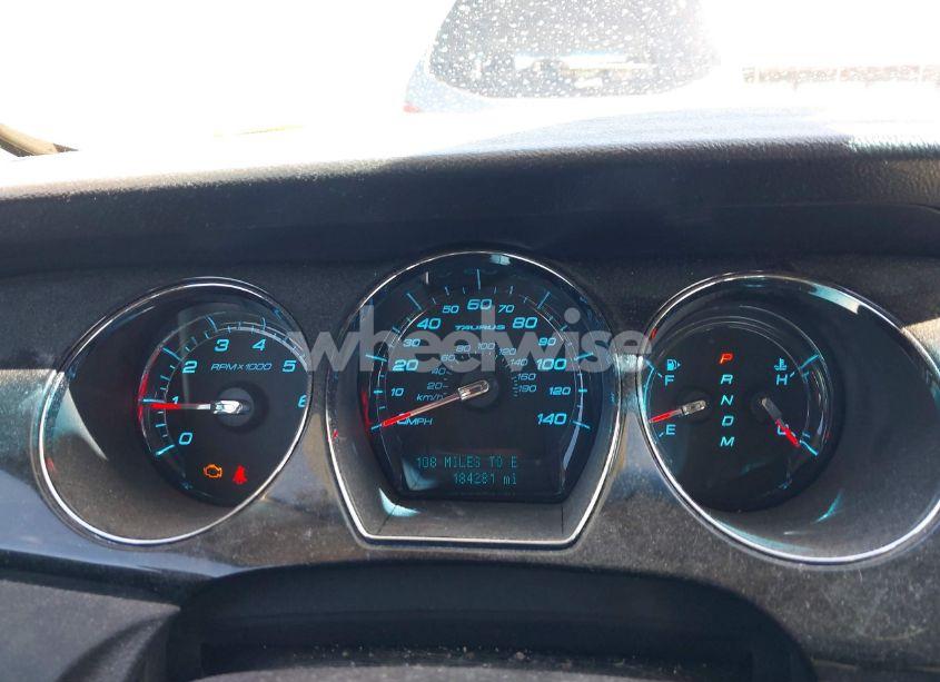 Photo 7 of 2010 Ford Taurus LIMITED (VIN 1FAHP2FW5AG123944)