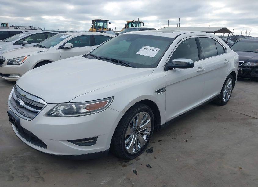 Photo 2 of 2010 Ford Taurus LIMITED (VIN 1FAHP2FW5AG127458)