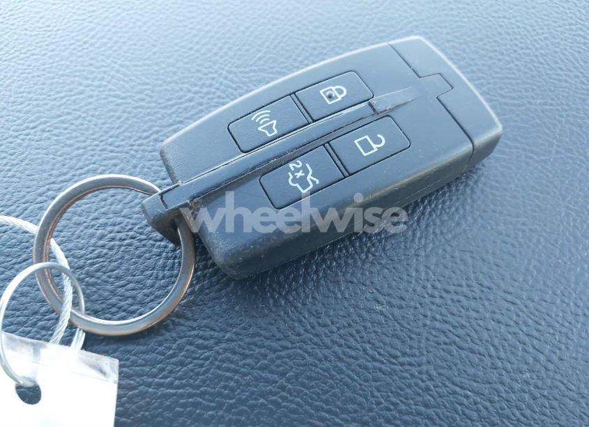 Photo 11 of 2011 Ford Taurus LIMITED (VIN 1FAHP2FW5BG112458)