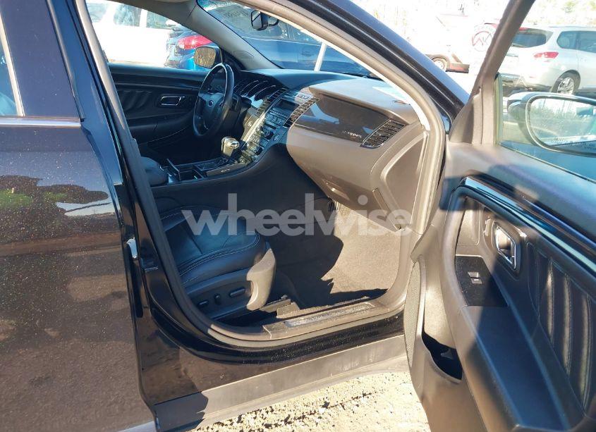 Photo 5 of 2011 Ford Taurus LIMITED (VIN 1FAHP2FW5BG112458)