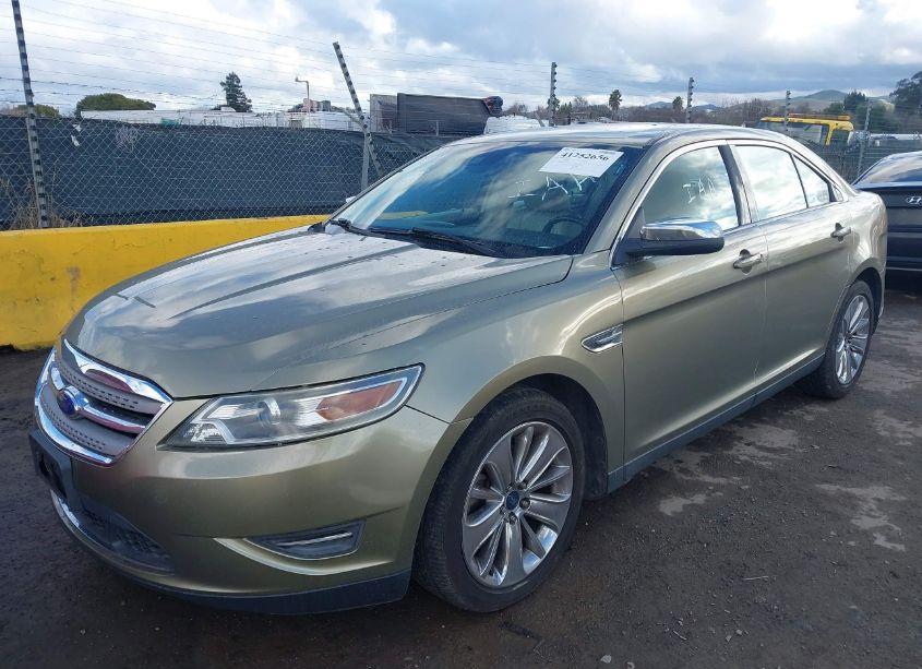 Photo 2 of 2012 Ford Taurus LIMITED (VIN 1FAHP2FW5CG130590)