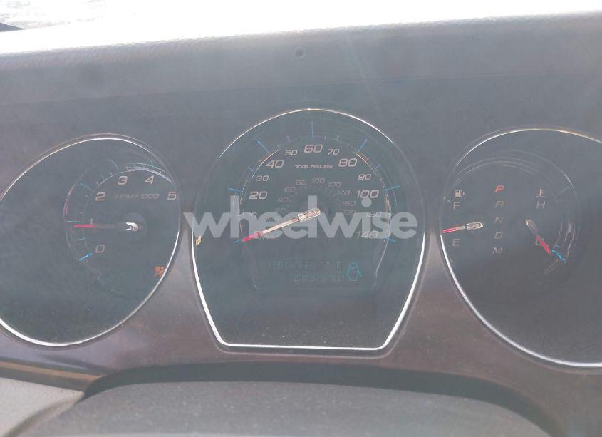 Photo 7 of 2010 Ford Taurus LIMITED (VIN 1FAHP2FW6AG144009)