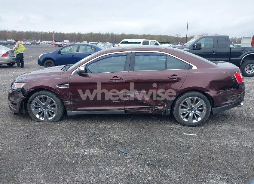 Photo 14 of 2010 Ford Taurus LIMITED (VIN 1FAHP2FW6AG144074)