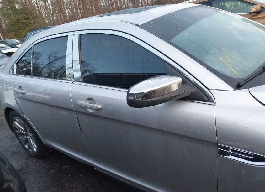 Photo 13 of 2010 Ford Taurus LIMITED (VIN 1FAHP2FW6AG166964)