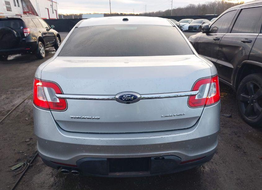 Photo 16 of 2010 Ford Taurus LIMITED (VIN 1FAHP2FW6AG166964)