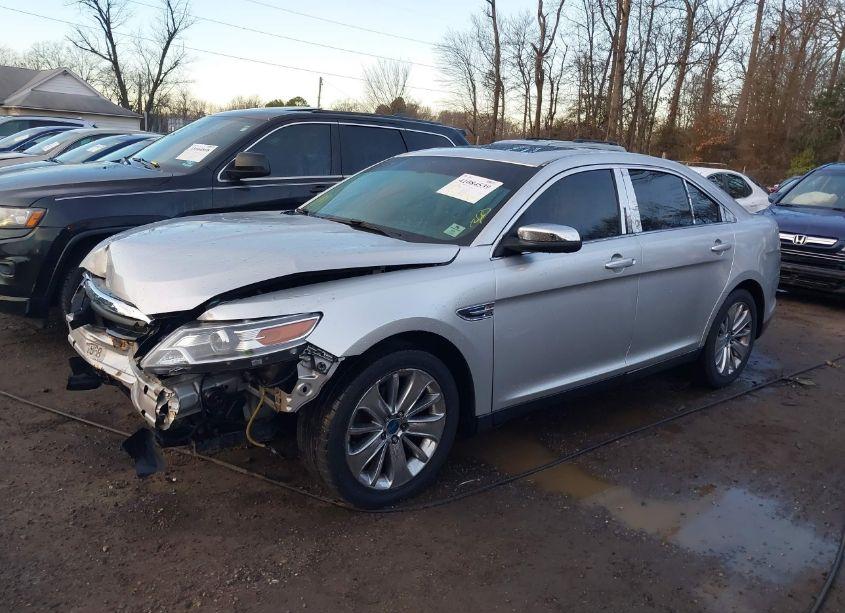 Photo 2 of 2010 Ford Taurus LIMITED (VIN 1FAHP2FW6AG166964)
