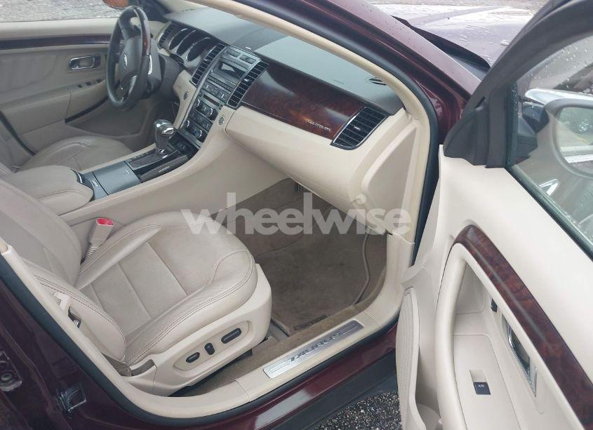 Photo 5 of 2011 Ford Taurus LIMITED (VIN 1FAHP2FW6BG183300)