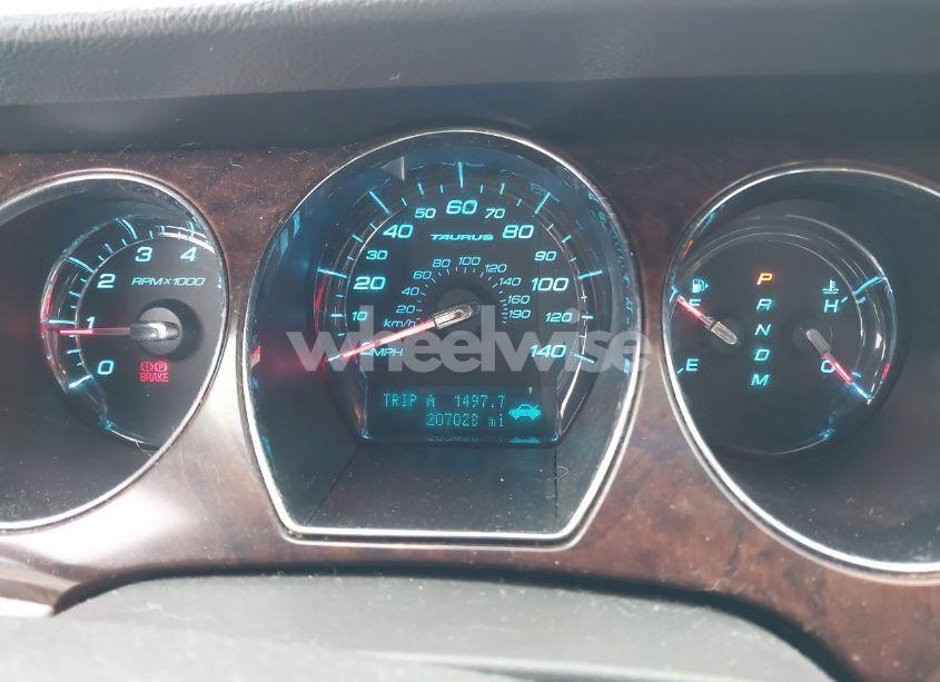 Photo 7 of 2010 Ford Taurus LIMITED (VIN 1FAHP2FW8AG126983)