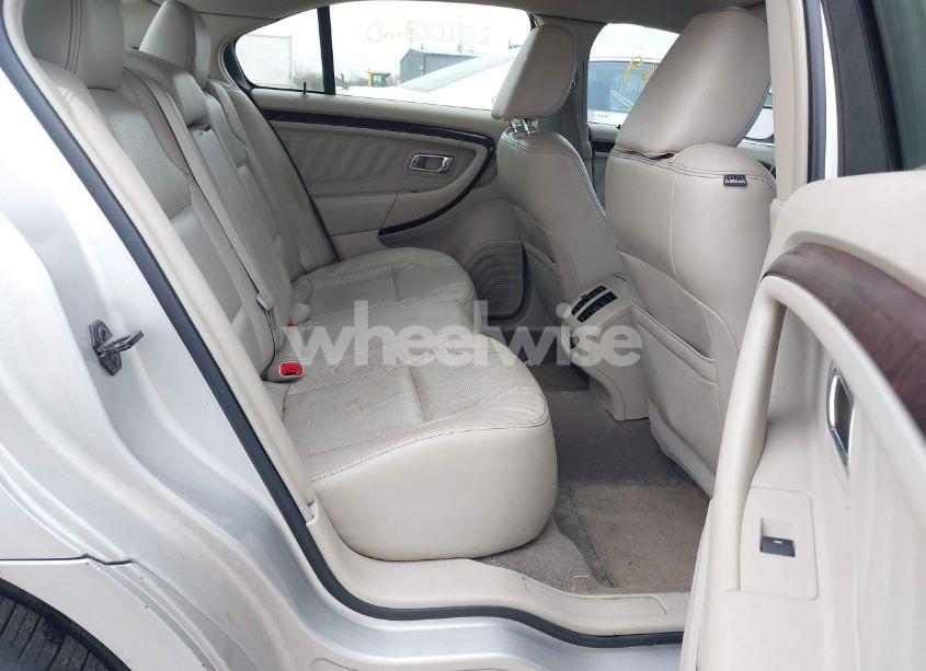 Photo 8 of 2010 Ford Taurus LIMITED (VIN 1FAHP2FW8AG126983)