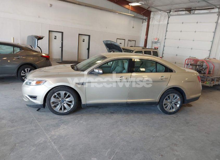 Photo 14 of 2010 Ford Taurus LIMITED (VIN 1FAHP2FW9AG142335)