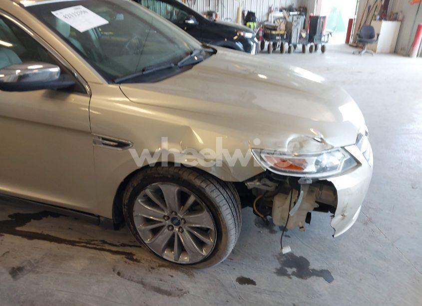 Photo 6 of 2010 Ford Taurus LIMITED (VIN 1FAHP2FW9AG142335)