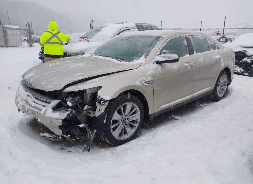 Photo 2 of 2011 Ford Taurus LIMITED (VIN 1FAHP2FW9BG180374)