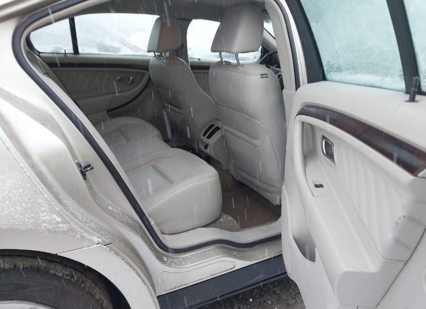 Photo 8 of 2011 Ford Taurus LIMITED (VIN 1FAHP2FW9BG180374)