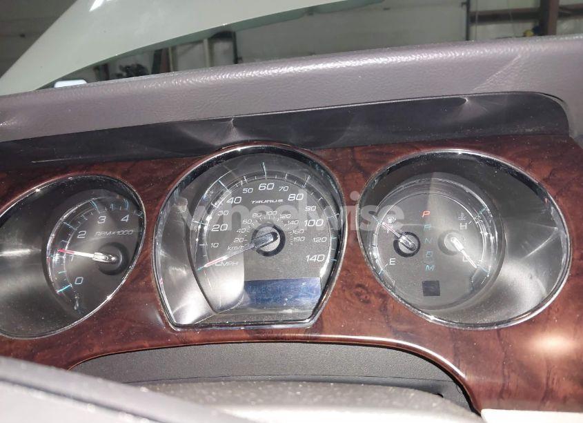 Photo 7 of 2010 Ford Taurus LIMITED (VIN 1FAHP2FWXAG122482)