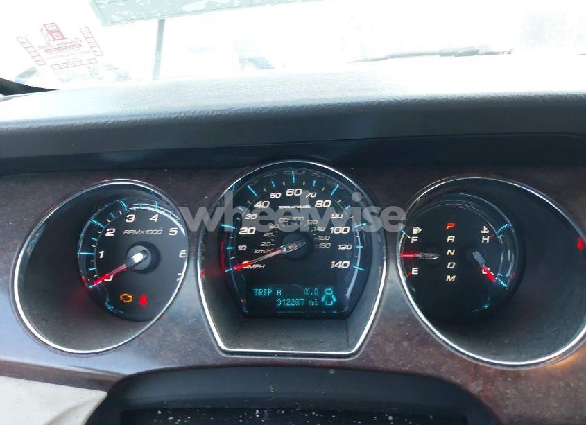 Photo 7 of 2010 Ford Taurus LIMITED (VIN 1FAHP2FWXAG142196)