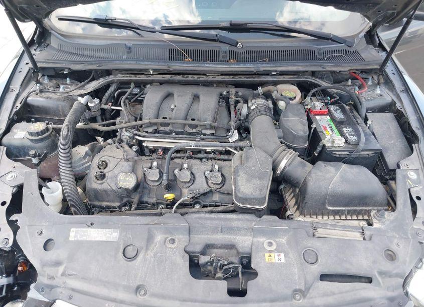 Photo 10 of 2016 Ford Taurus SEL (VIN 1FAHP2H80GG142568)