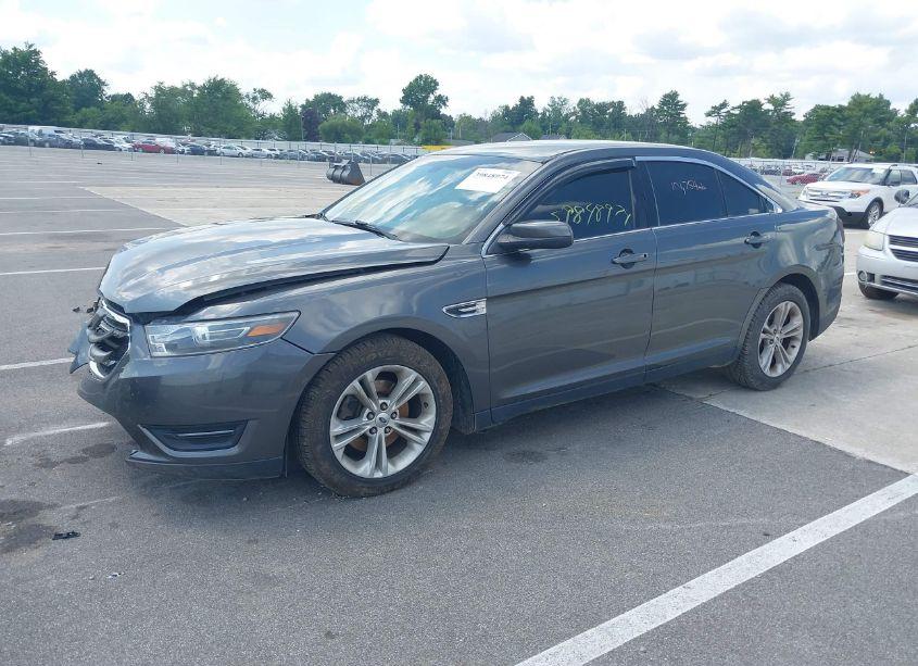 Photo 2 of 2016 Ford Taurus SEL (VIN 1FAHP2H80GG142568)