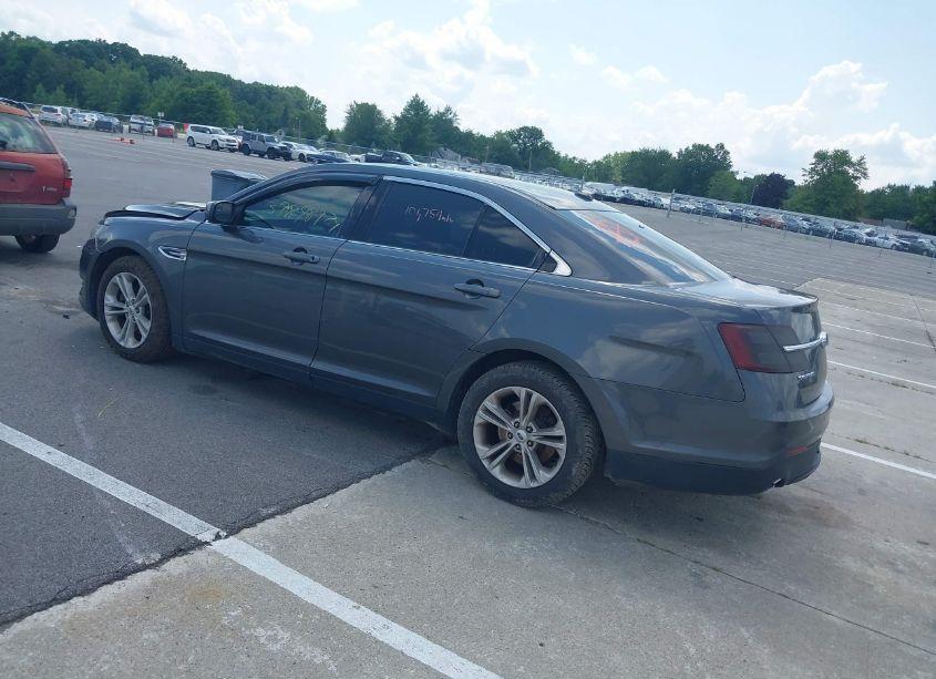 Photo 3 of 2016 Ford Taurus SEL (VIN 1FAHP2H80GG142568)