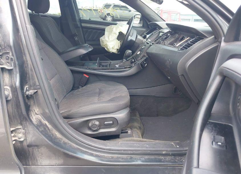 Photo 5 of 2016 Ford Taurus SEL (VIN 1FAHP2H80GG142568)