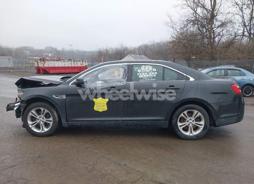 Photo 13 of 2014 Ford Taurus SEL (VIN 1FAHP2H81EG142057)