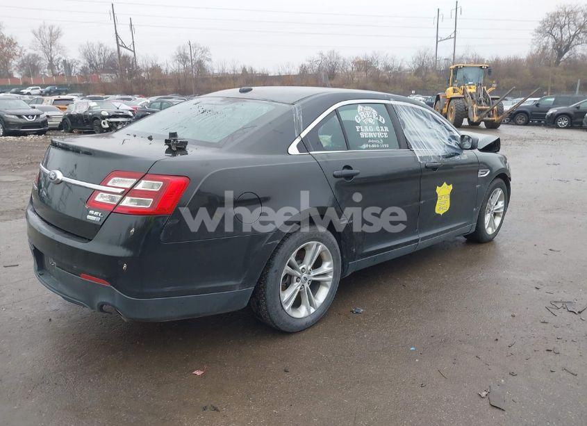 Photo 4 of 2014 Ford Taurus SEL (VIN 1FAHP2H81EG142057)