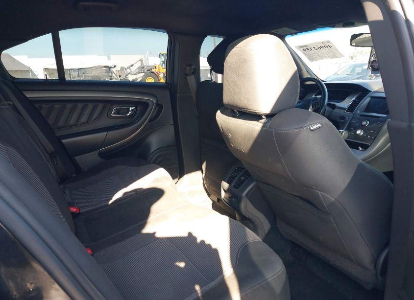 Photo 8 of 2013 Ford Taurus SEL (VIN 1FAHP2H82DG200031)