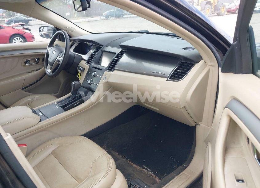 Photo 5 of 2014 Ford Taurus SEL (VIN 1FAHP2H82EG118981)