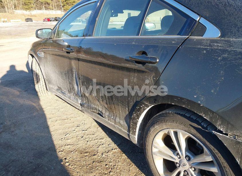 Photo 6 of 2014 Ford Taurus SEL (VIN 1FAHP2H82EG120844)