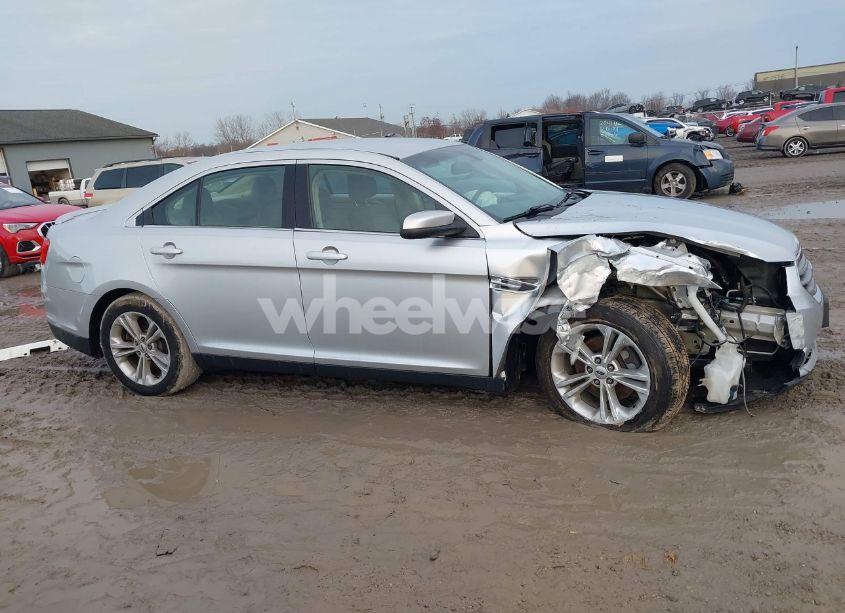 Photo 13 of 2016 Ford Taurus SEL (VIN 1FAHP2H82GG134200)