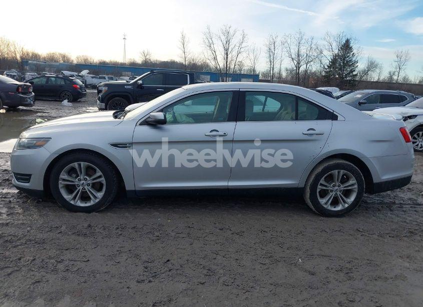 Photo 14 of 2016 Ford Taurus SEL (VIN 1FAHP2H82GG134200)